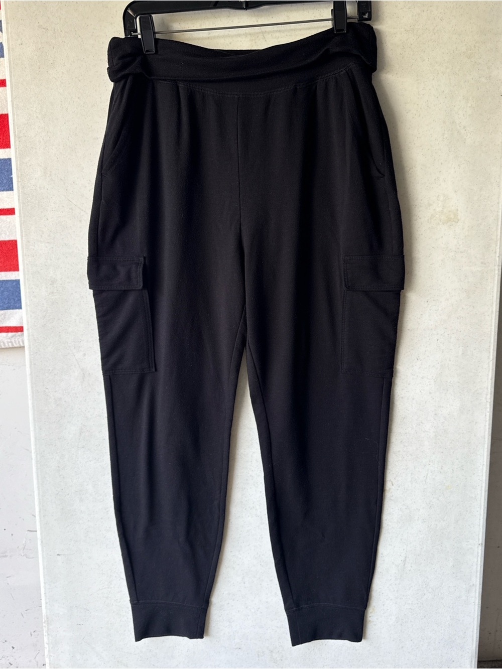 Women’s Old Navy Black Cargo Jogger Pants Casual Comfort Sz M